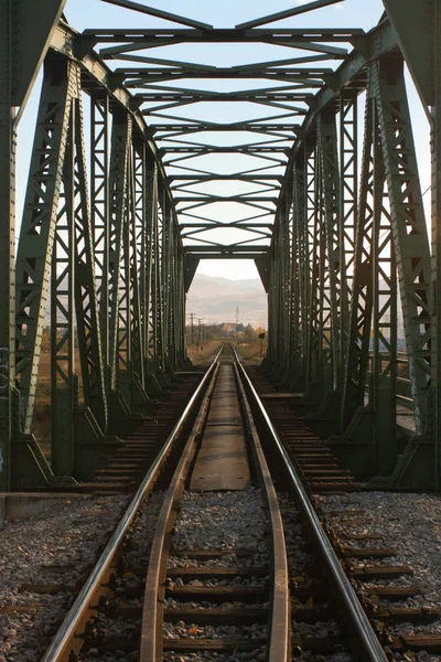 Alte Rostige Zerbrochene Fenster — Stockfoto