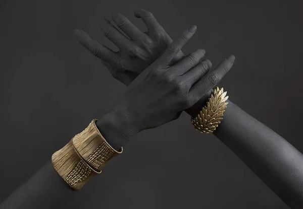 Black Woman Hands Gold Jewelry Oriental Bracelets Black Painted Hand — Stock Photo, Image