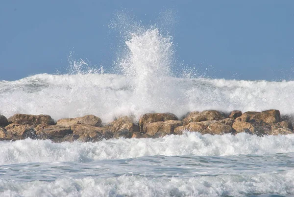 Havet Storm Och Brakande Vågor Medelhavet Regnig Och Stormig Dag — Stockfoto