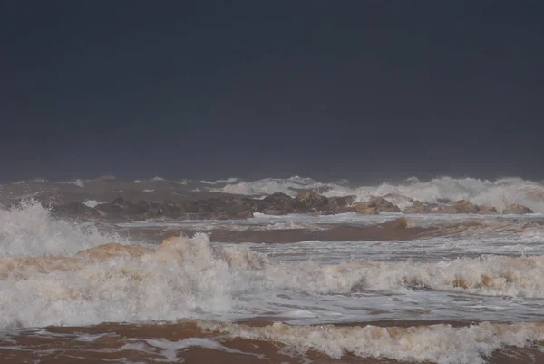 Zee Storm Golven Middellandse Zee Een Regenachtig Stormachtige Dag — Stockfoto