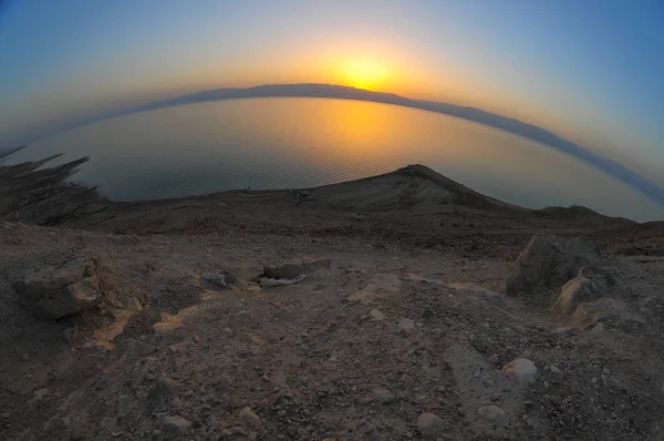 Mrtvé Moře Izrael Sunrise Pobřeží První Paprsek Světla Nad Mořem — Stock fotografie
