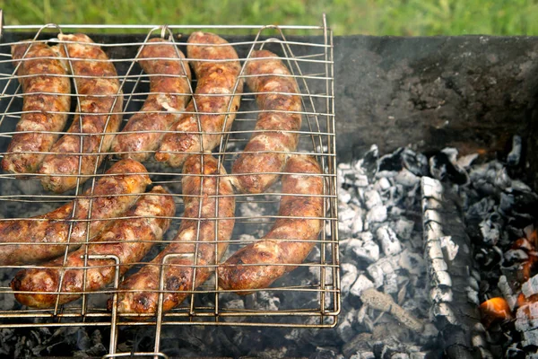 Saucisses Maison Grillées Sur Barbecue Gros Plan Nourriture Pique Nique — Photo