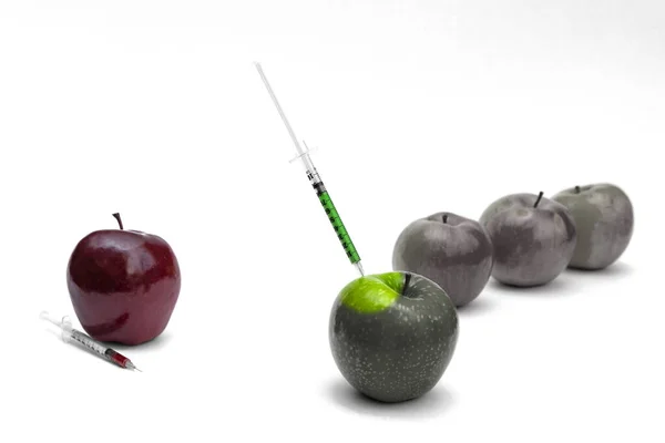 Syringe Injection Apple Sorbic Acid Waiting Long Term Storage Fruit — Stock Photo, Image