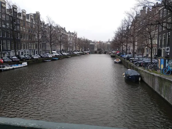 Vista Los Canales Particulares Ámsterdam Día Nublado Sombrío Febrero — Foto de Stock