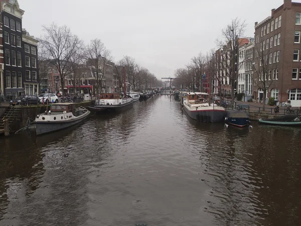 Slavný Most Centru Amsterdamu Holandsku — Stock fotografie