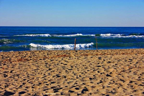 Versilia Toskana Daki Bir Talyan Sahil Kuruluşunun Kumlu Sahilinde — Stok fotoğraf