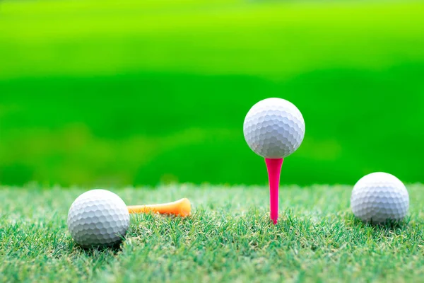 Golfboll Tee Golfbana — Stockfoto