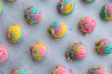 Ev yapımı gökkuşağı ya da pastel tanımlama bilgisi.