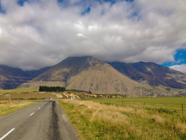 Typische Landschaft Auf Der Südinsel Neuseelands — Stockfoto