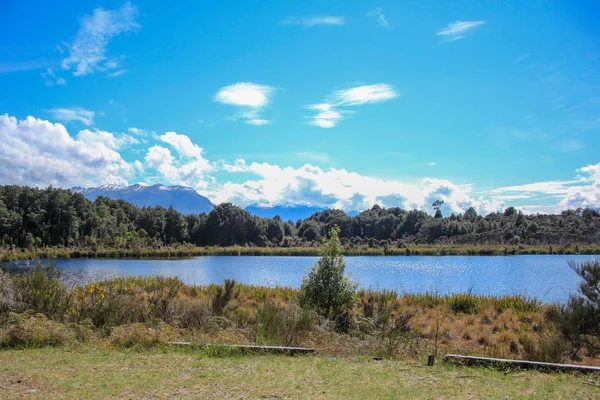 Sjön misteln i Southland, Sydön, Nya Zeeland — Stockfoto