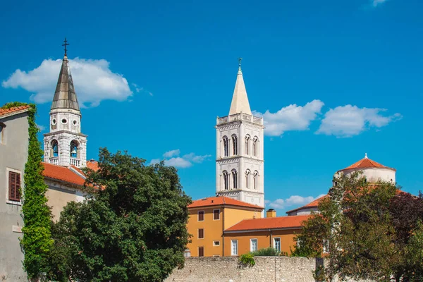 Hırvatistan Zadar Kentindeki Antik Roma Forumunda Aziz Donatus Çan Kulesi — Stok fotoğraf