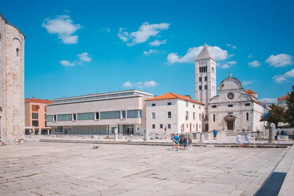 Zadar Chorwacja Lipca 2018 Kościół Mariacki Dzwonnica Starożytnym Forum Rzymskim — Zdjęcie stockowe