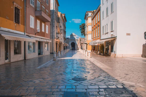 Zadar Croácia Julho 2018 Ruas Cidade Velha Zadar Famoso Portão — Fotografia de Stock