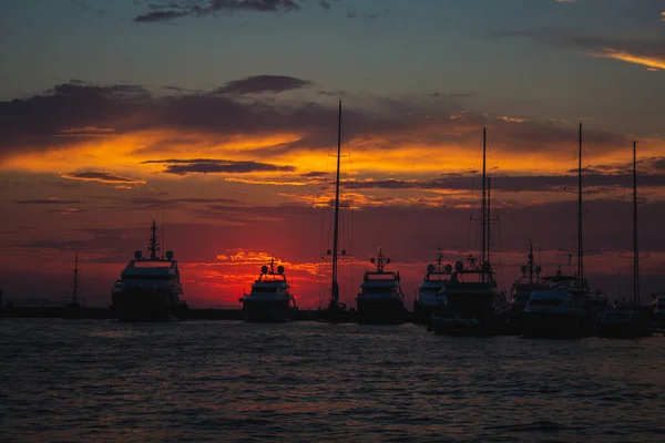 Barcos Durante Colorido Atardecer Puerto Zadar Croacia — Foto de Stock