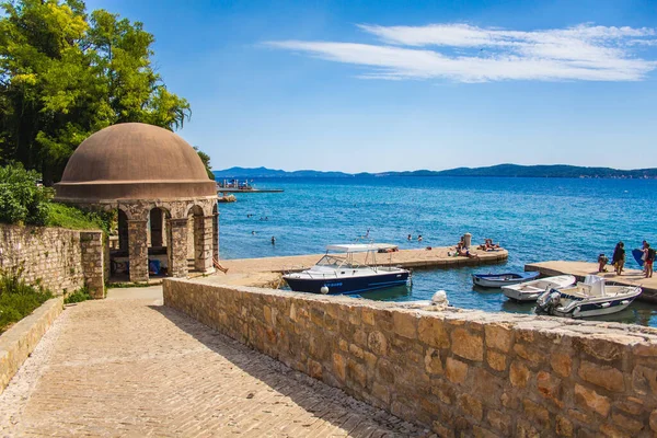 Zadar Kroatië Juli 2018 Keizerlijke Fontein Aan Waterkant Van Zadar — Stockfoto