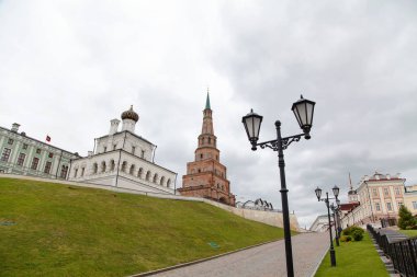 Soyembika Kulesi ve Kazan Kremlin Palace kilisede. Müze, miras. Rusya. Tataratan. Yaz. Sonbahar.