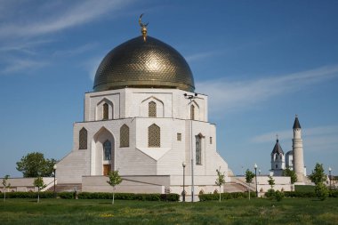 Kazan yakınlarındaki Bulgar tarihi ve arkeolojik anıt. Volga nehri üzerindeki Bolgar kentindeki antik kalıntılardan oluşan büyük Minare kompleksi, Tataristan, Rusya