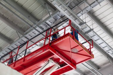 Kazan, Tataristan, Rusya / 09.03.2019: İnşaat çalışmaları 