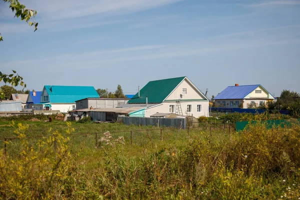 View Traditional Village House Blue Sky Fence Trees Russia — Stock Photo, Image