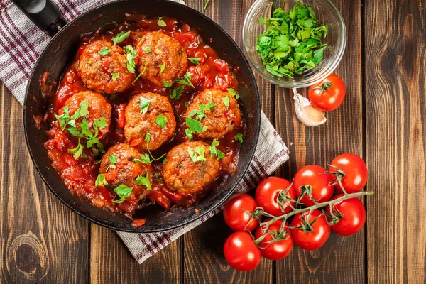 Almôndegas Porco Com Molho Tomate Condimentado Uma Panela Vista Superior — Fotografia de Stock