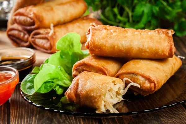 Spring Rolls Chicken Vegetables Served Sweet Chili Sauce Soy Sauce — Stock Photo, Image