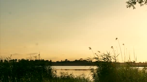 Paisagem Belo Antes Pôr Sol Céu Sobre Lago Prazo Validade — Vídeo de Stock