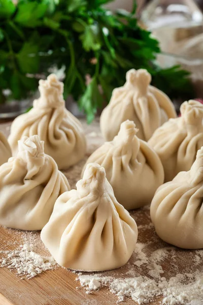 Rohe Georgische Knödel Chinkali Chinkali Mit Hackfleisch Und Zum Kochen — Stockfoto