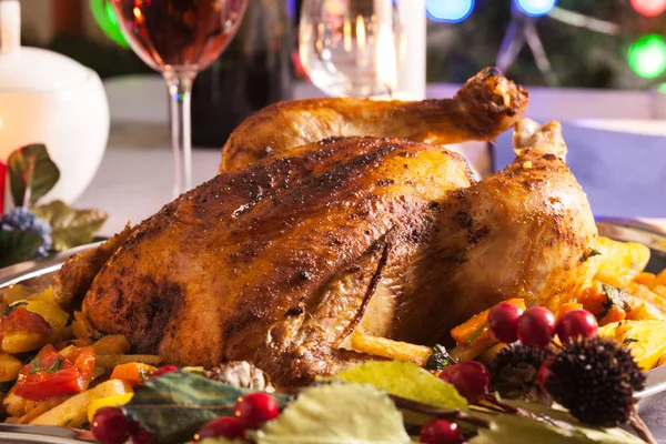 Baked Whole Chicken Christmas Dinner Festive Table — Stock Photo, Image