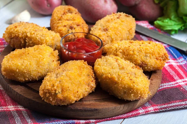 Croquetas Caseras Jamón Jamón Comida Tradicional Española —  Fotos de Stock