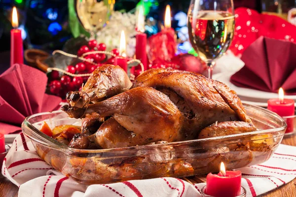 Baked Roasted Whole Chicken Christmas Table Xmas Dinner — Stock Photo, Image