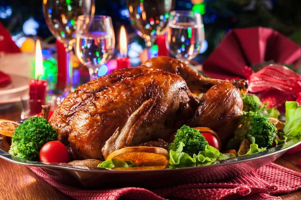 Baked Roasted Whole Chicken Christmas Table Xmas Dinner — Stock Photo, Image