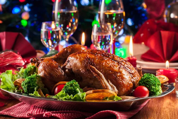 Baked Roasted Whole Chicken Christmas Table Xmas Dinner — Stock Photo, Image