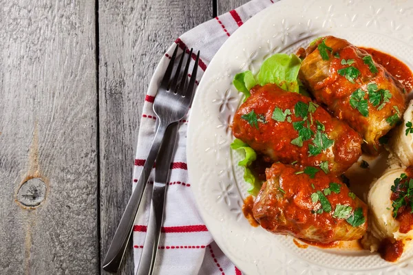 Stuffed Cabbage Meat Rice Served Boiled Potatoes Tomato Sauce White — Stock Photo, Image