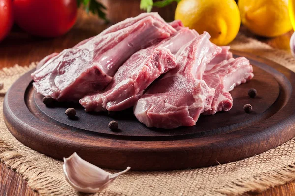 Raw Fresh Lamb Chops Wooden Cutting Board Food Drink Concept — Stock Photo, Image