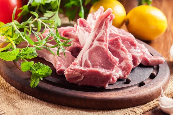 Raw Fresh Lamb Chops Wooden Cutting Board Food Drink Concept — Stock Photo, Image