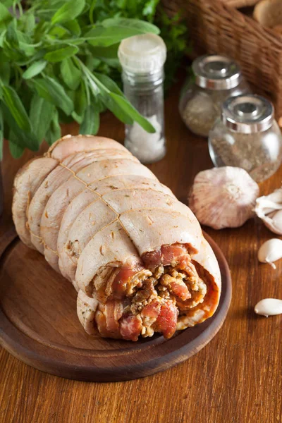 Geleneksel Talyan Porchetta Haddelenmiş Domuz Yağı Kavurma Için Hazır Marine — Stok fotoğraf