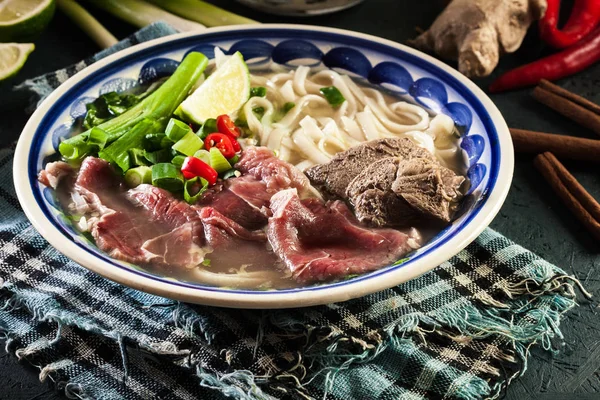 Pho Νωπό Βόειο Κρέας Noodle Σούπα Παραδοσιακό Βιετναμέζικο Σούπα — Φωτογραφία Αρχείου