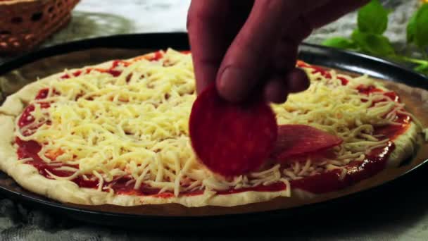 Смачна Піца Маргарита Італійська Кухня — стокове відео