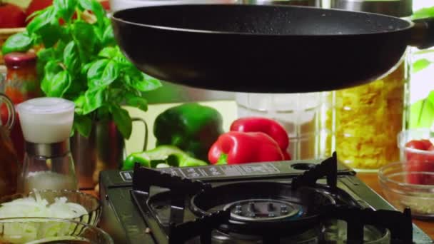 Smażenia Pancetta Przygotowania Frittata Dania Kuchni Włoskiej — Wideo stockowe