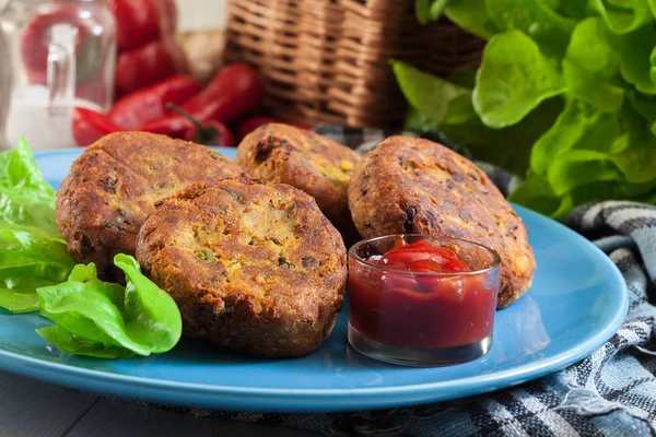 Aloo Tikki Veya Pirzola Hint Aperatif Haşlanmış Patates Çeşitli Baharatlar — Stok fotoğraf