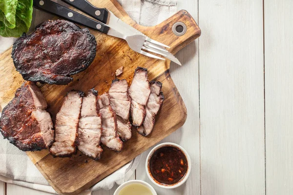 Carne de porco Char Siu - ombro de porco assado chinês — Fotografia de Stock