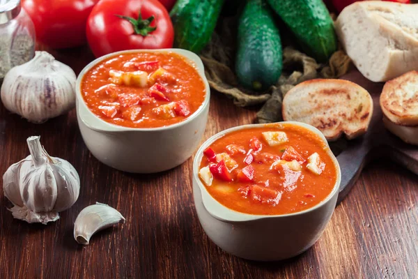 Spicy homemade gazpacho soup — Stock Photo, Image