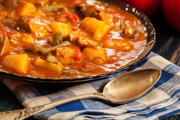 Stew soup with meat and potatoes — Stock Photo, Image