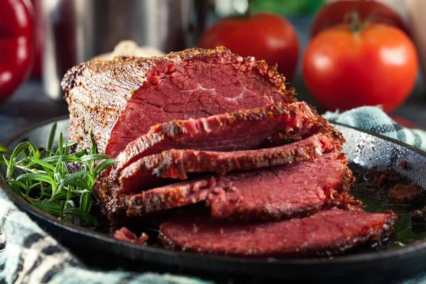 Slices of roast beef — Stock Photo, Image