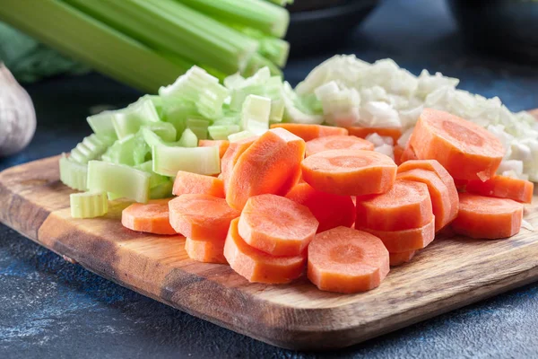 Groenten klaar voor het bereiden van Italiaanse bruiloft soep — Stockfoto