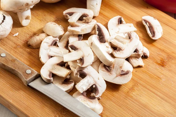 Fresh sliced white mushrooms — Stock Photo, Image