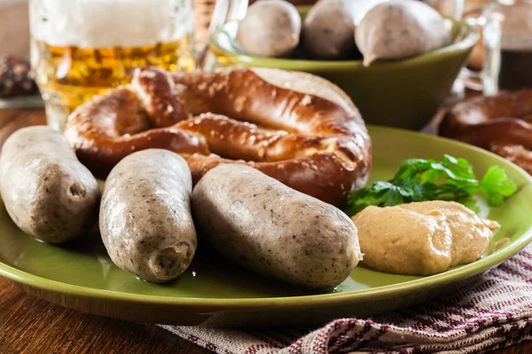 Desayuno bavariano con salchicha blanca —  Fotos de Stock