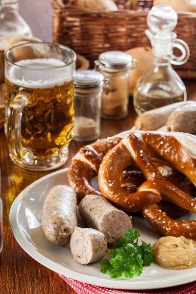 Desayuno bavariano con salchicha blanca —  Fotos de Stock