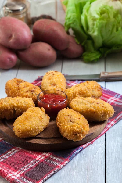 Croquetes caseiros de presunto jamon — Fotografia de Stock