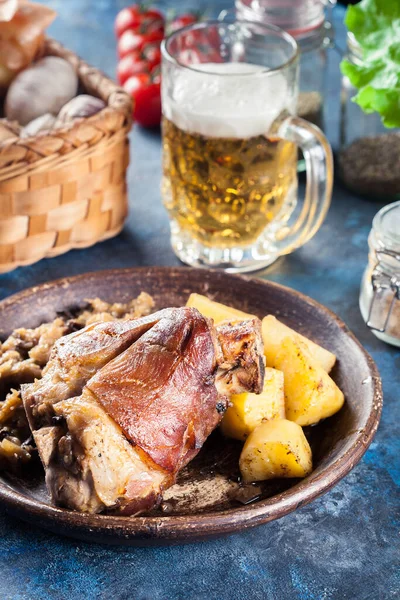 Pork Knuckle Fried Sauerkraut Baked Potatoes Polish German Cuisine — Stock Photo, Image